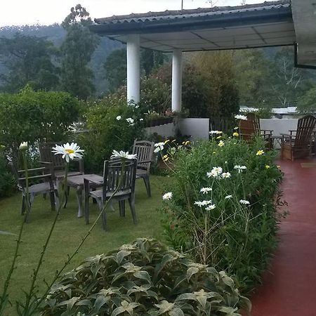 Srihelyes Inn นูวาราเอลิยา ภายนอก รูปภาพ